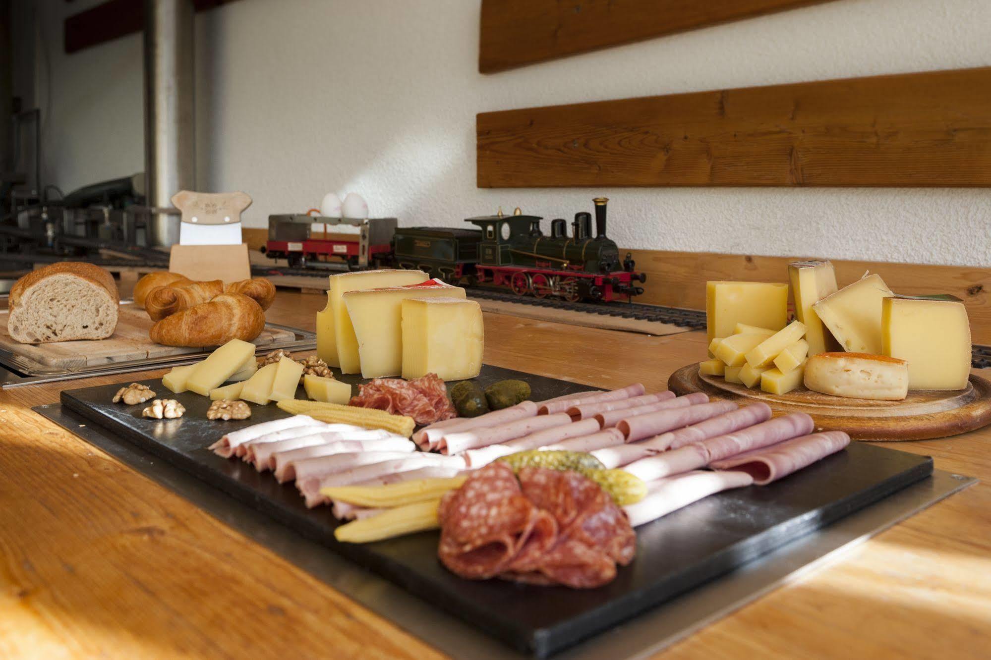 Tenne Hotel 3*